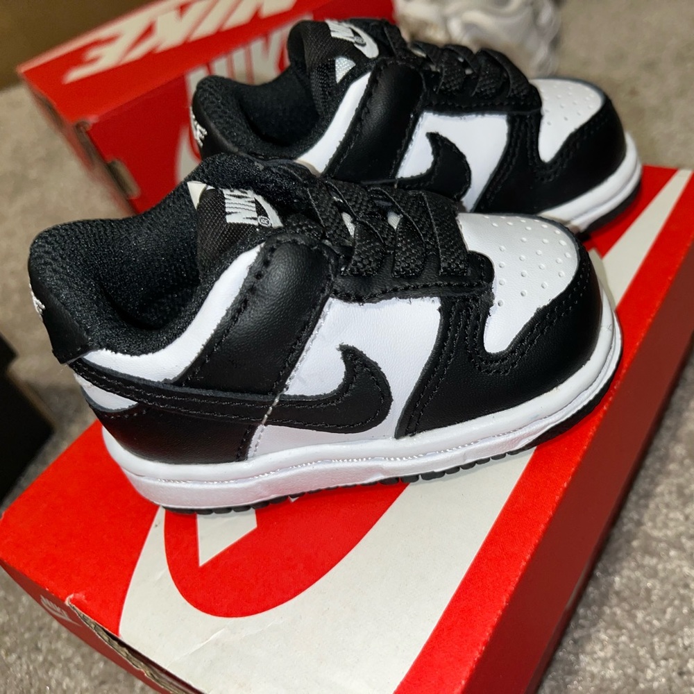 Nike Dunk Low Panda Black White